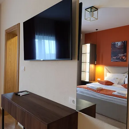 Guest house Leburic *